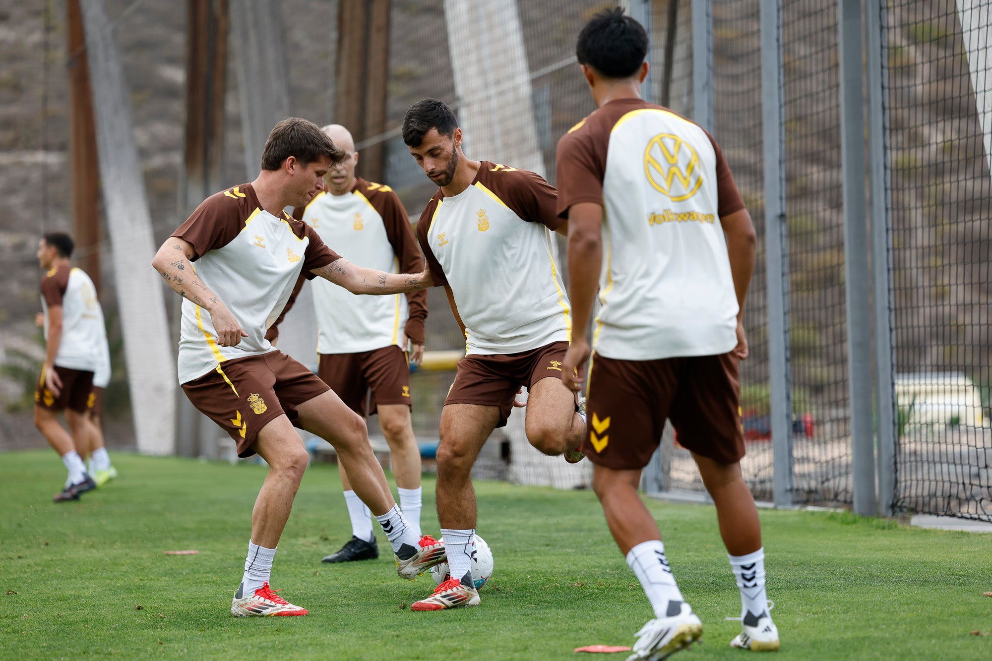 La UD Las Palmas ya suda en Barranco Seco