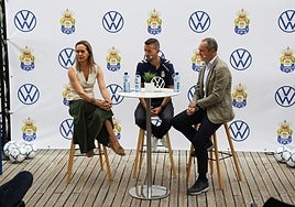 Magüi Melían, Luis García y Luis Helguera.