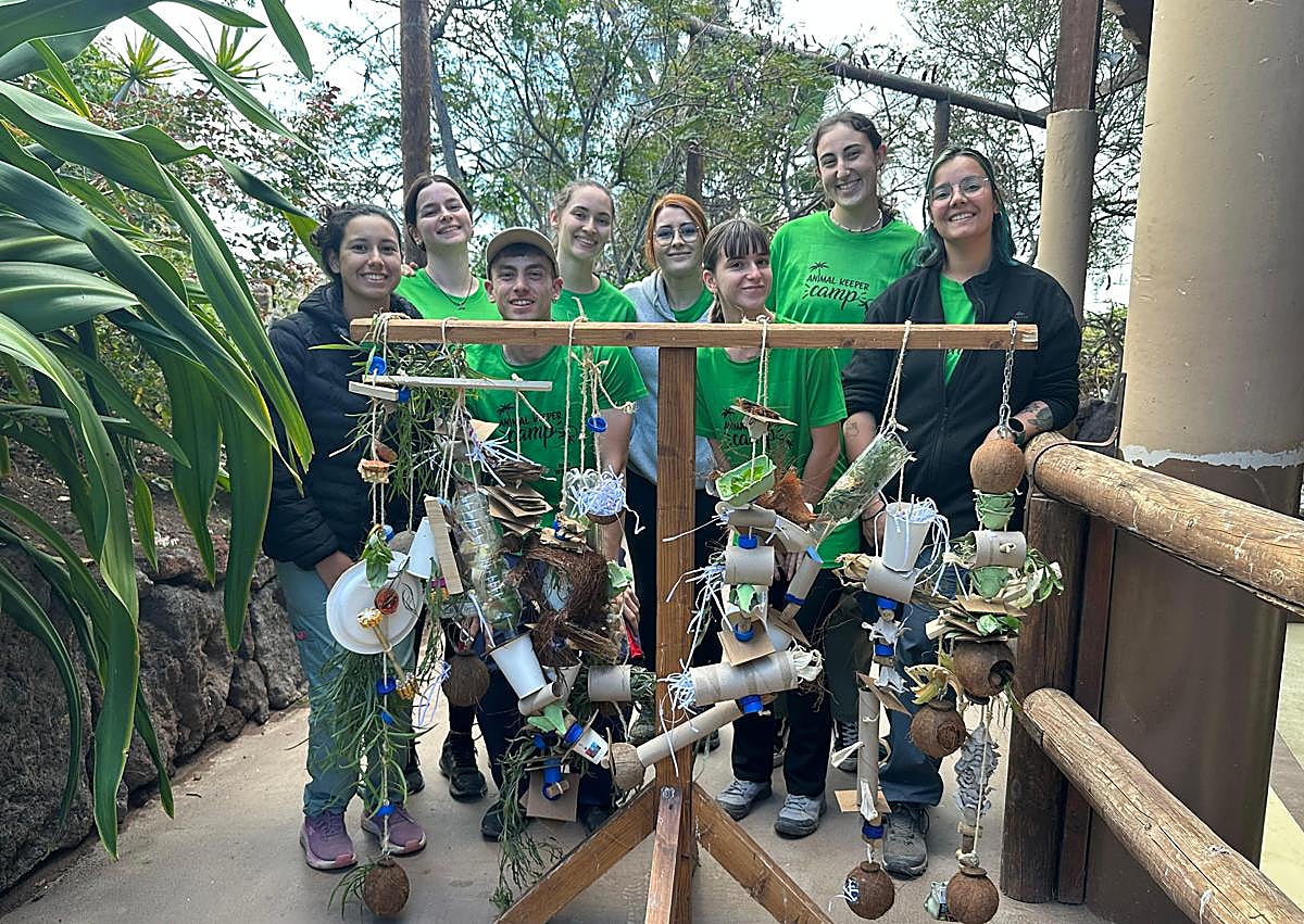 Imagen secundaria 1 - Tareas que realizan los participantes en el Oasis Wildlife. 