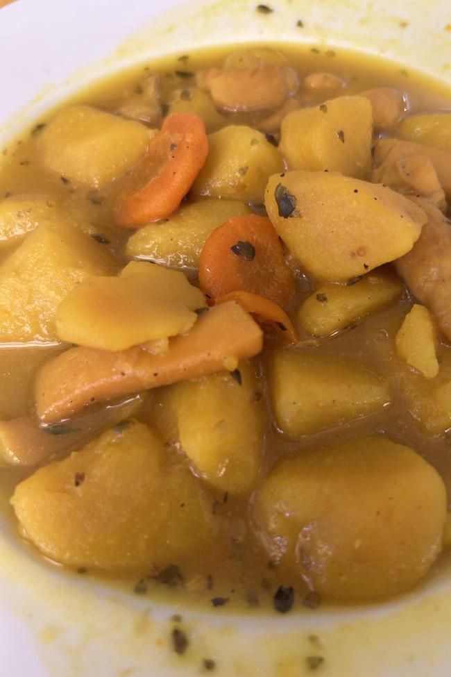 Guiso de choco con papas