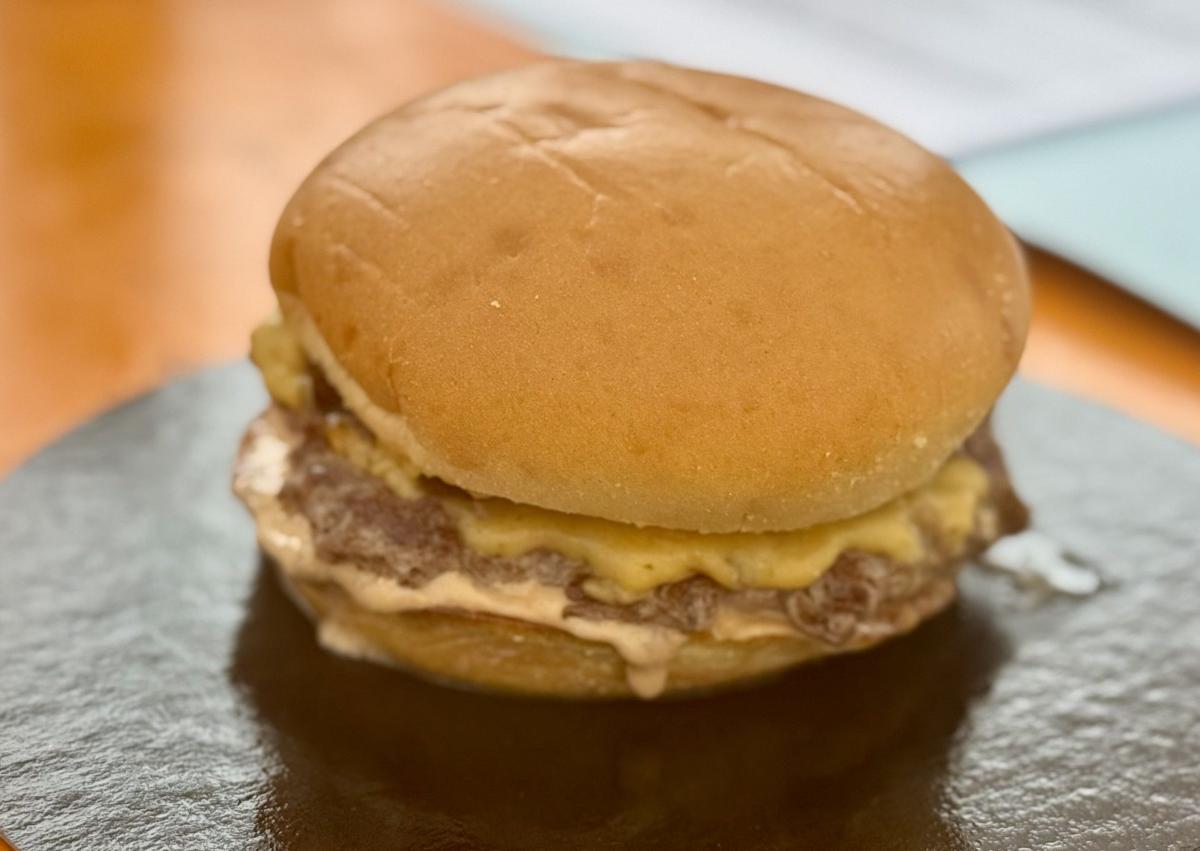 Imagen secundaria 1 - Hamburguesas catadas en la primera jornada