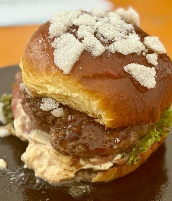 Imagen secundaria 2 - Hamburguesas catadas en la primera jornada