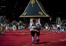 Los Enanos de La Palma danzan al ritmo de su tradicional polca