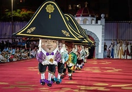 Los enanos de La Palma en plena función.