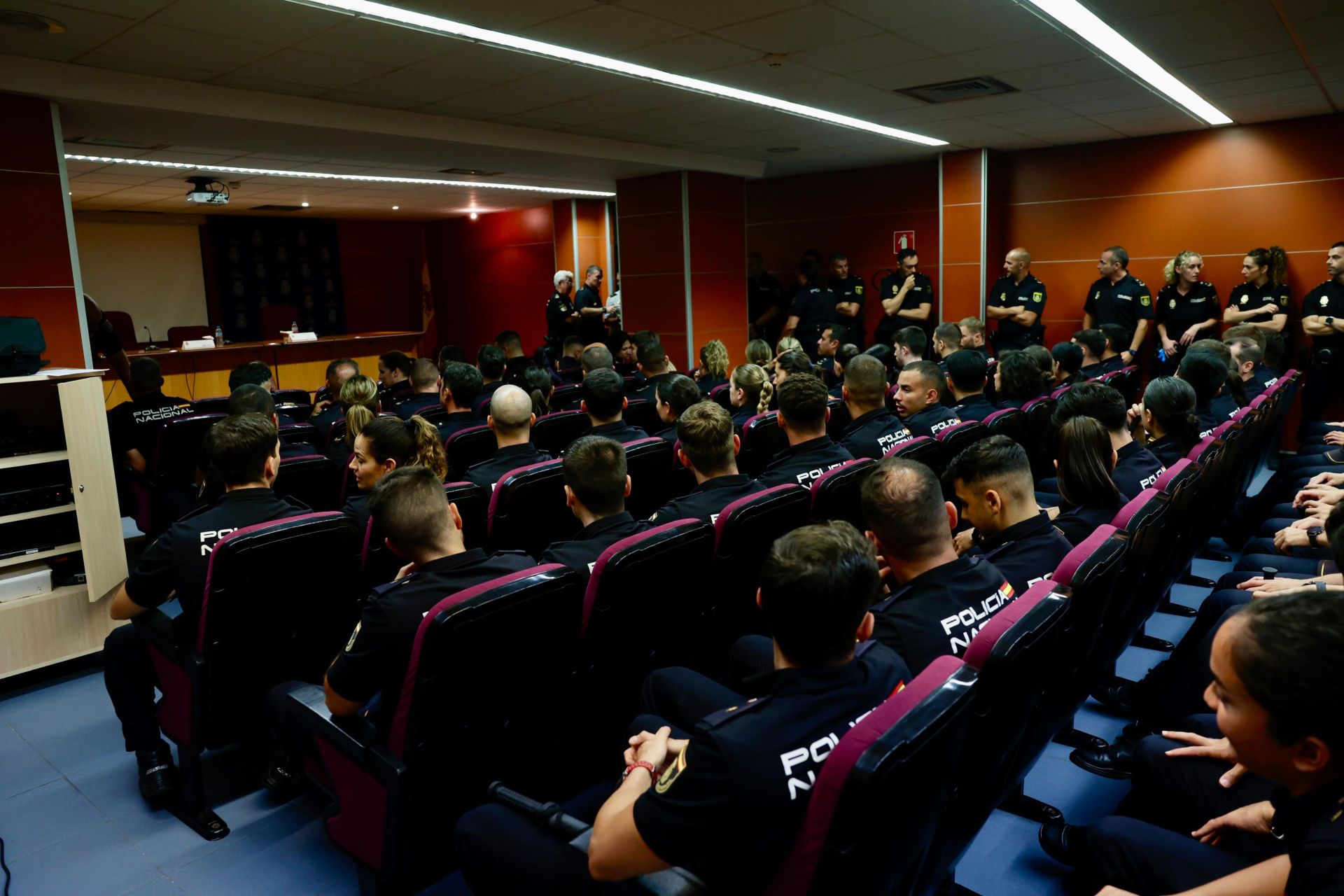 201 agentes de la Policía Nacional en prácticas para reforzar la seguridad en verano en Canarias