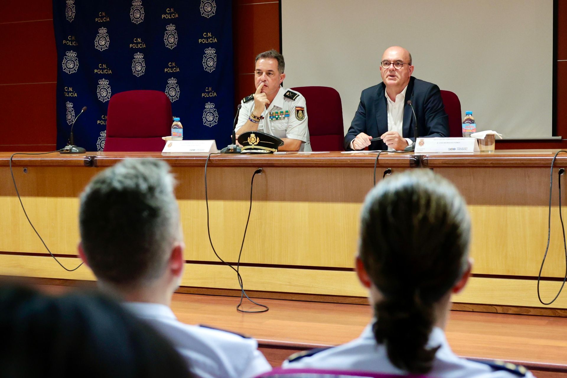 201 agentes de la Policía Nacional en prácticas para reforzar la seguridad en verano en Canarias