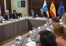 Imagen de la comisión de trabajo sobre productividad.