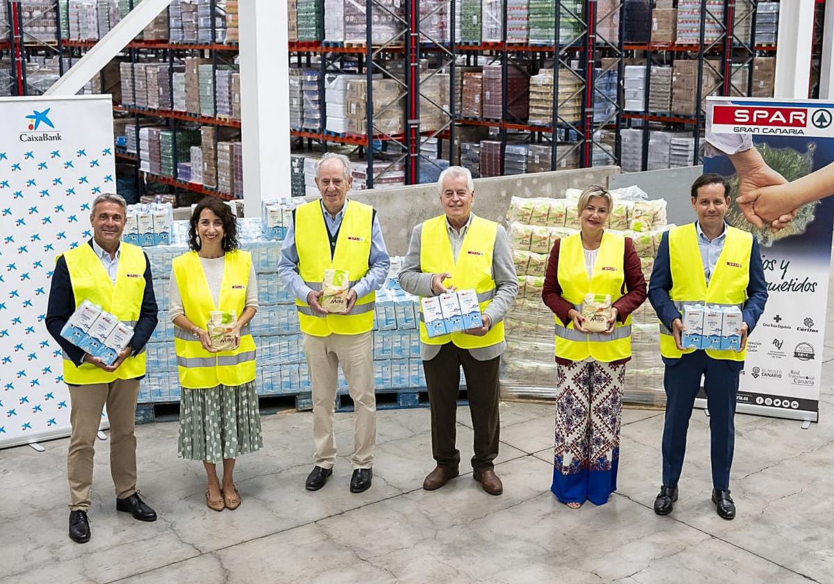 SPAR Gran Canaria se une a la causa solidaria 'Ningún hogar sin alimentos' con una donación de más de dos mil kilos de productos