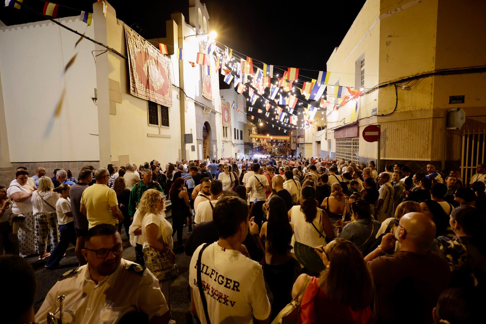 La Isleta se rinde con fervor y devoción a su Virgen del Carmen