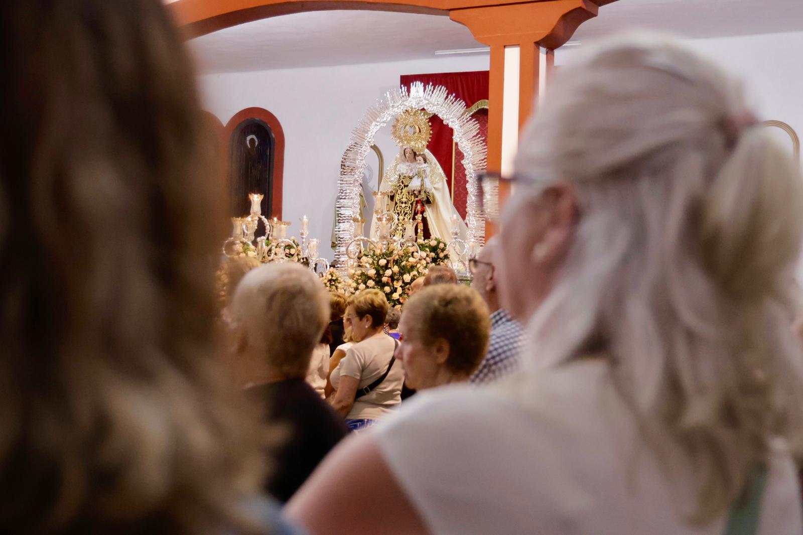 La Isleta se rinde con fervor y devoción a su Virgen del Carmen