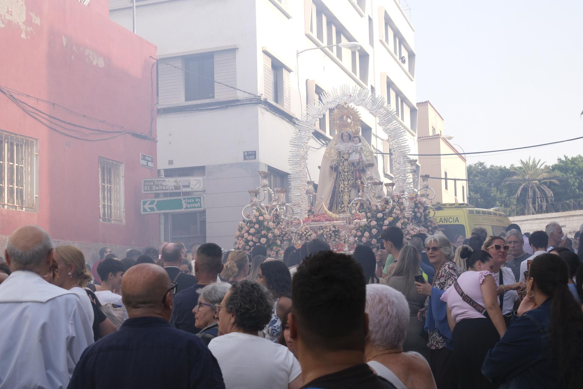 La Isleta se rinde con fervor y devoción a su Virgen del Carmen