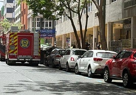 Foto del edificio en el que se registró fuego en la calle Más de Gaminde, en la capital grancanaria.
