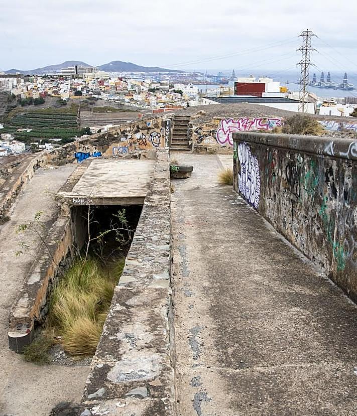 Imagen secundaria 2 - Batería de San Juan: desolación y promesas incumplidas