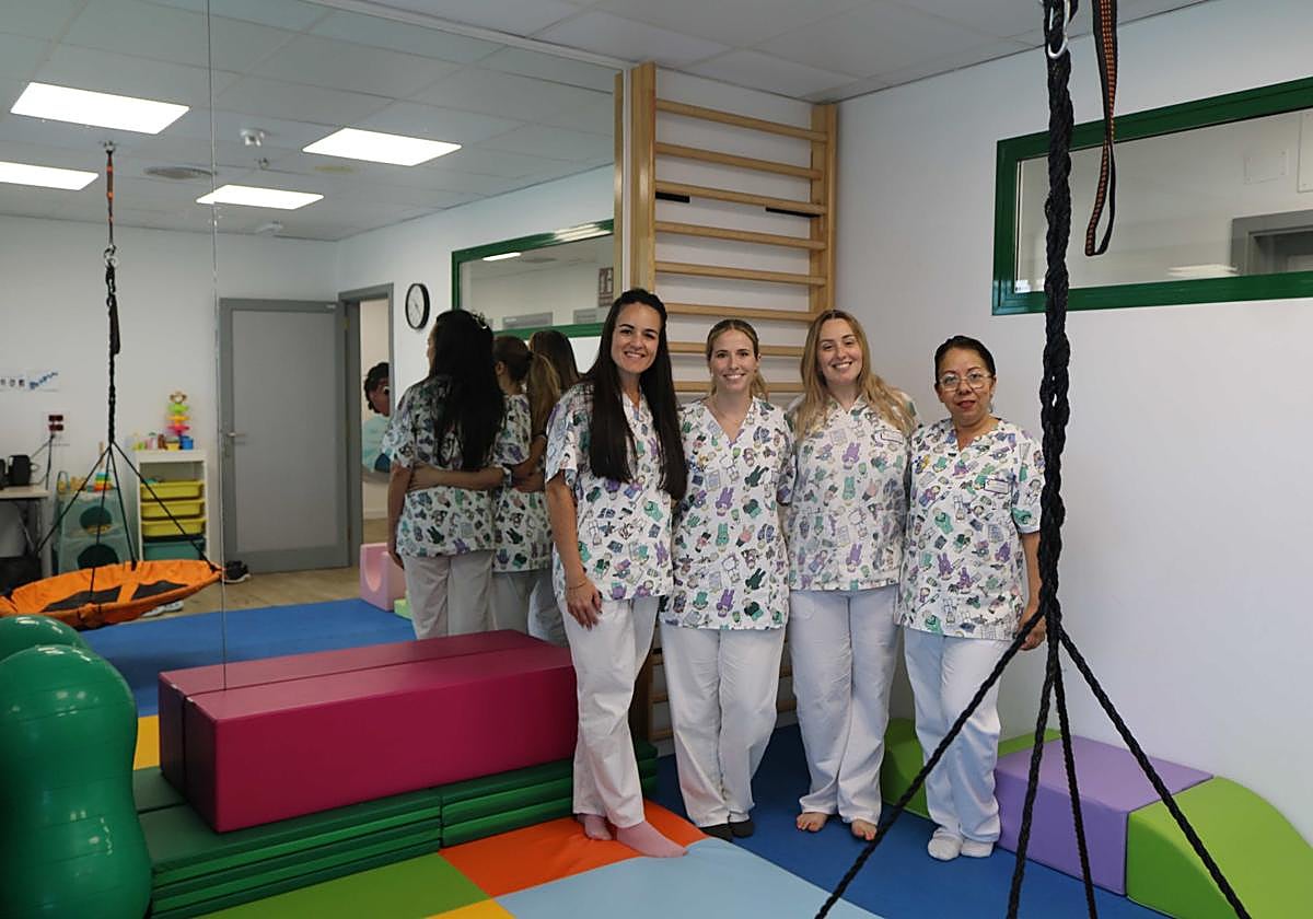 Parte del equipo multidisciplinar de la UAT del Hospital Molina Orosa.