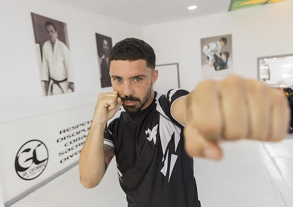 Imagen secundaria 1 - Adrián Naranjo, a los ojos de todo el mundo en el Marbella Starlite