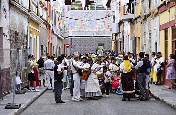 La romería de la Virgen del Carmen en La Isleta, en imágenes
