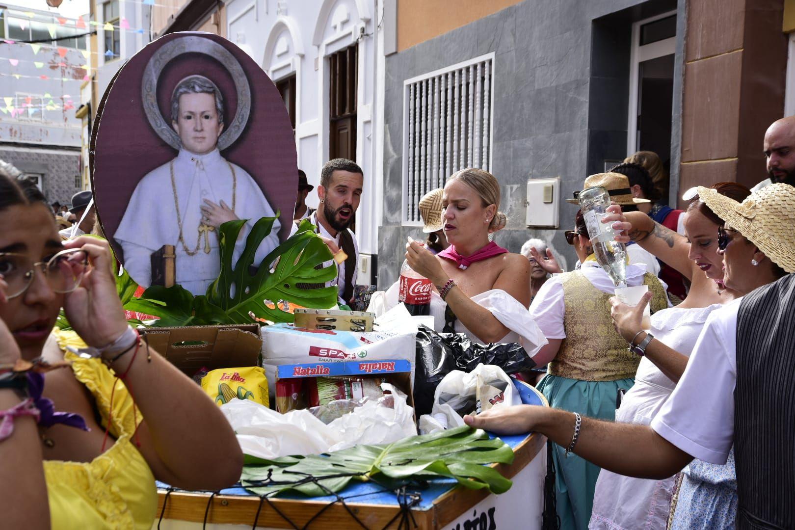 La romería de la Virgen del Carmen en La Isleta, en imágenes