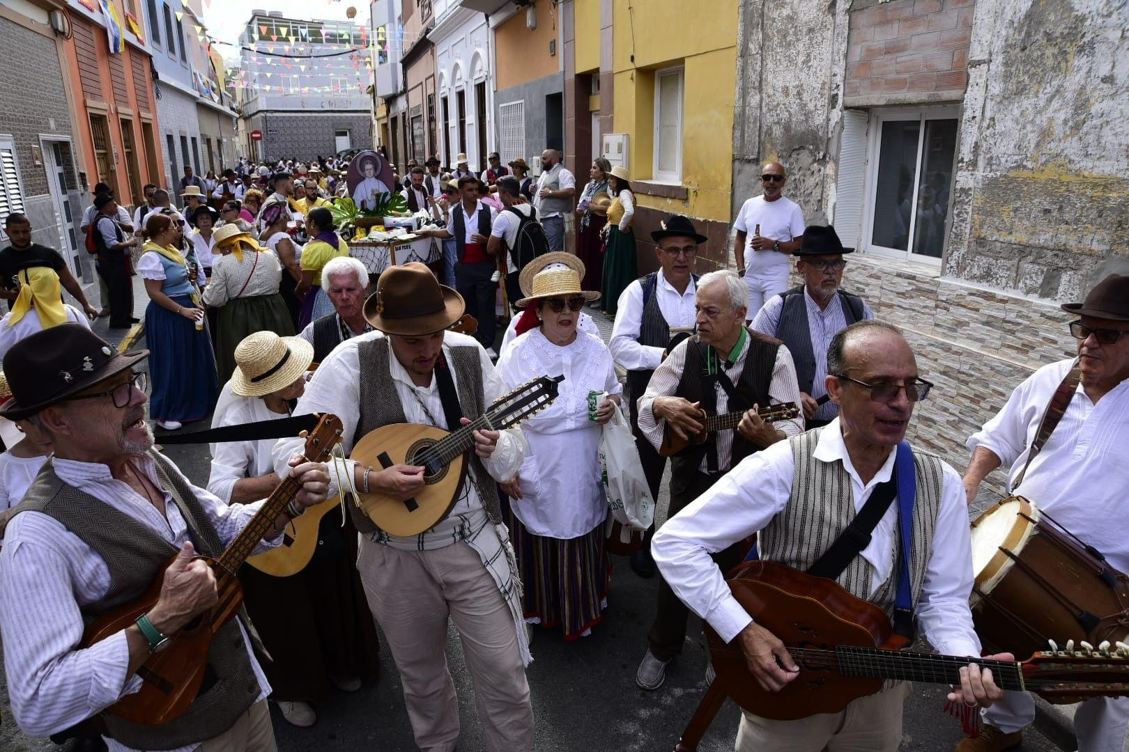 La romería de la Virgen del Carmen en La Isleta, en imágenes