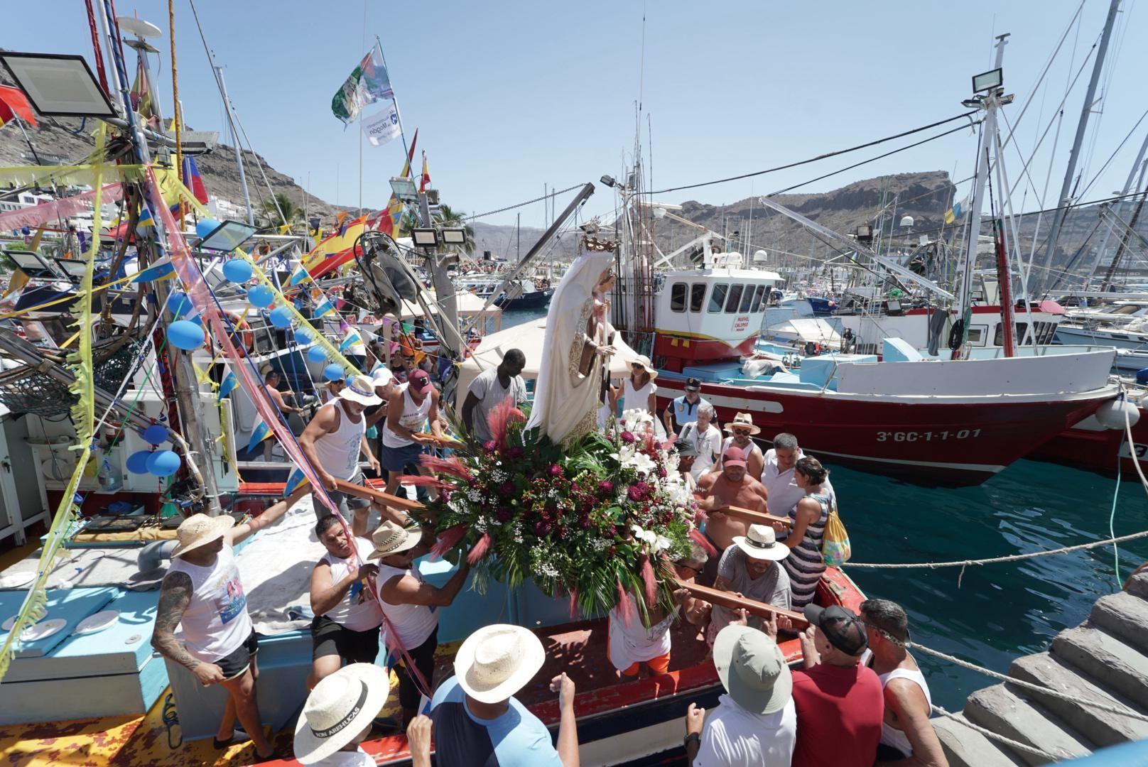 Encuentro de las dos Carmen