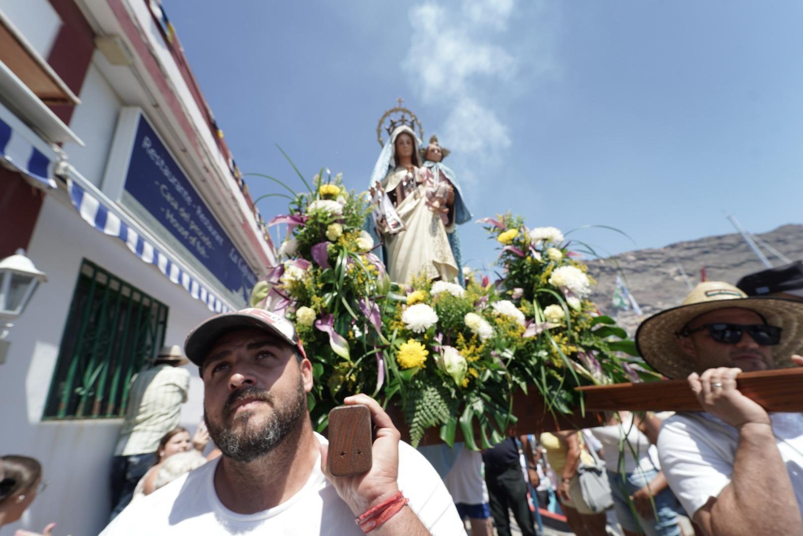 Encuentro de las dos Carmen