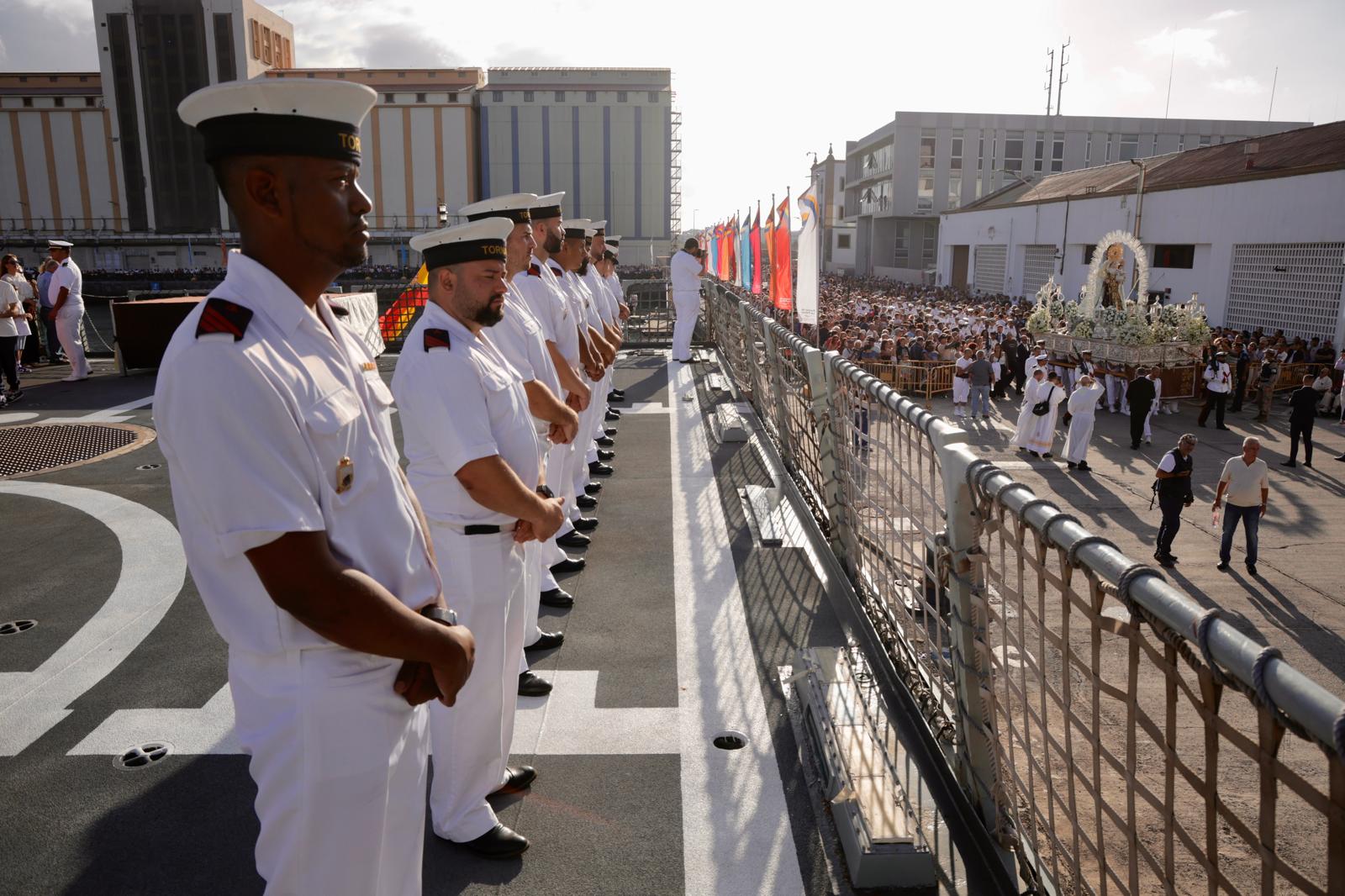La Isleta se vuelca con la procesión marítima de la Virgen del Carmen