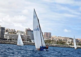 La jornada dominical en la bahía capitalina deparó emociones fuertes.