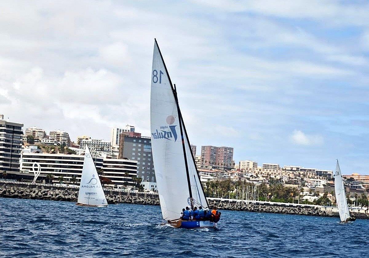 La jornada dominical en la bahía capitalina deparó emociones fuertes.