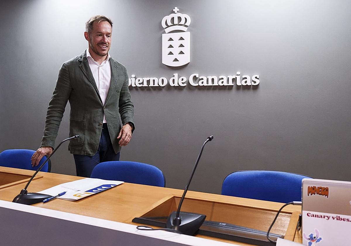 Zapata esta mañana en rueda de prensa.