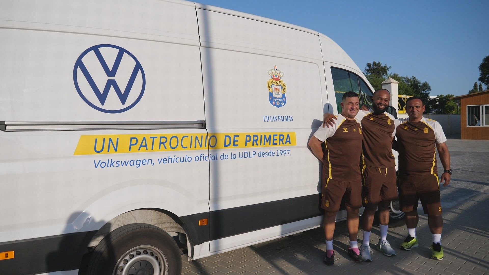 Los utilleros Cristian Rodríguez, King Odisei y Óscar Duarte.