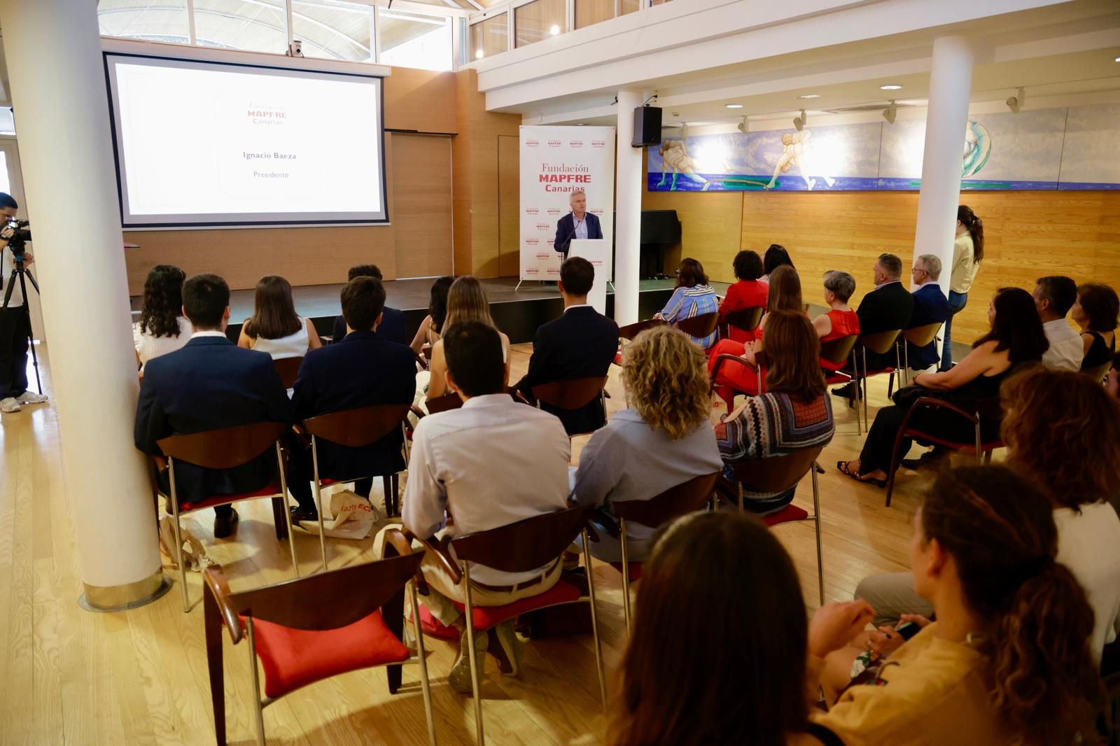 Fundación Mapfre entrega becas para cursos de posgrado en Estados Unidos