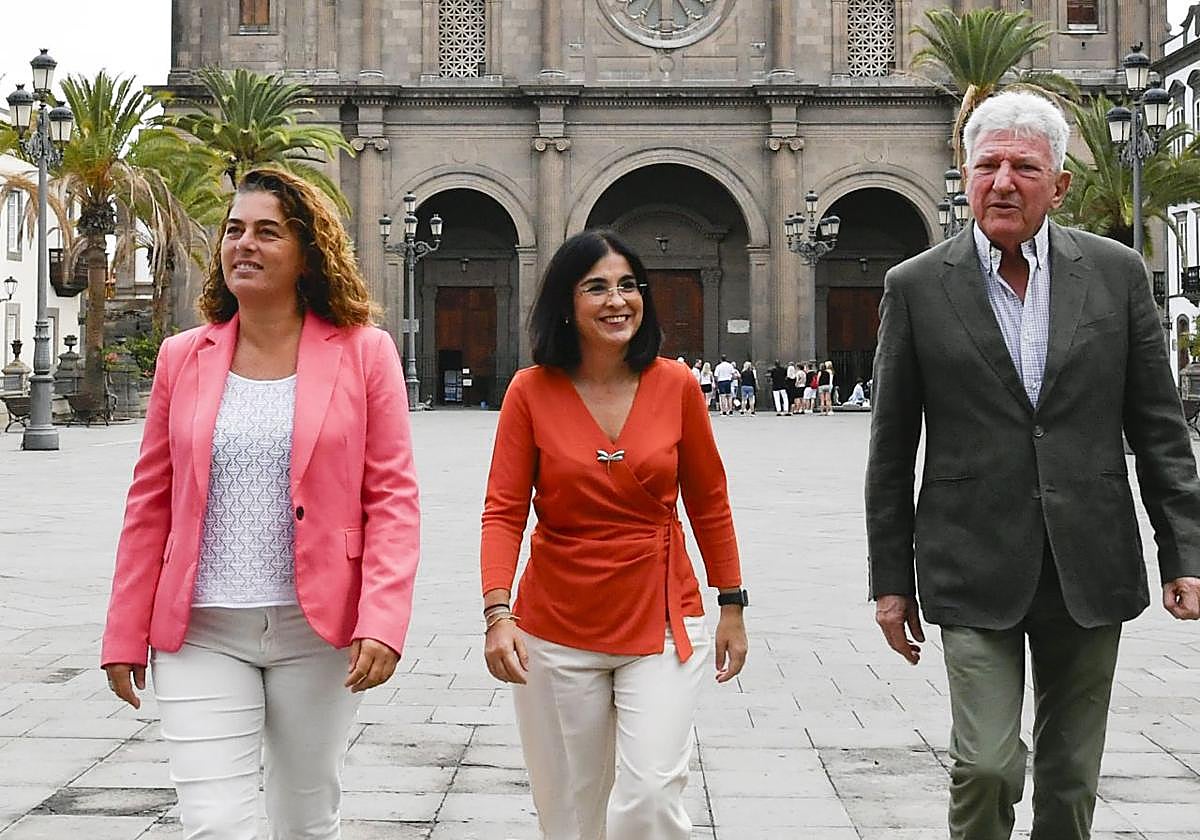 De izquierda a derecha, Gemma Martínez, Carolina Darias y Pedro Quevedo.