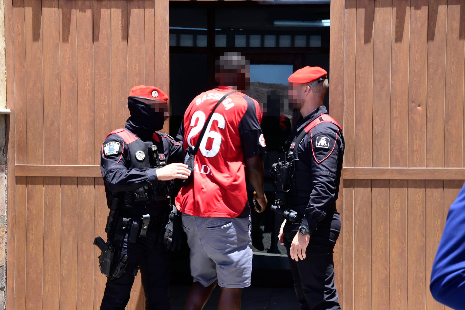 Caso Quórum 77: registro y desalojo del centro de menores en El Cabrón y de la sede