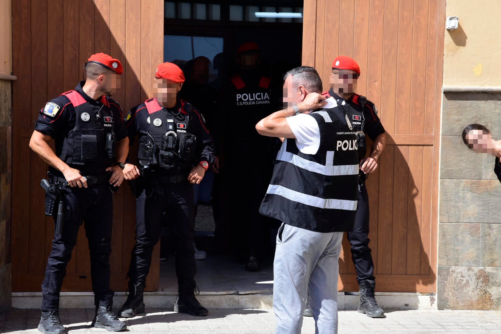 Caso Quórum 77: registro y desalojo del centro de menores en El Cabrón y de la sede