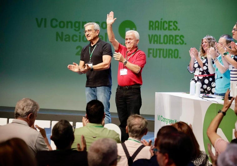 Román Rodríguez y Carmelo Ramírez en el VI Congreso Nacional de NC.