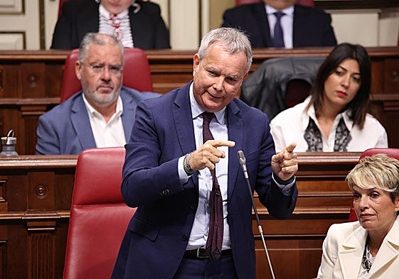 El portavoz del Grupo Parlamentario Socialista, Sebastián Franquis.