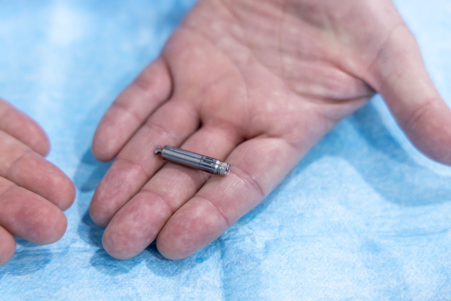 Imagen secundaria 2 - El Hospital Universitario Vithas Las Palmas implanta el primer marcapasos sin cable auricular de la sanidad privada canaria