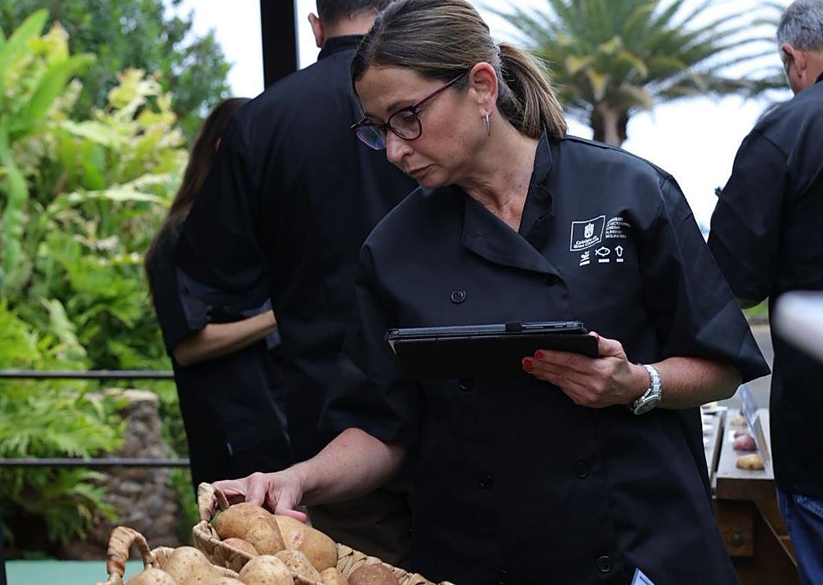 Imagen secundaria 1 - Así fue la XVI Cata Insular de Papas de Gran Canaria.