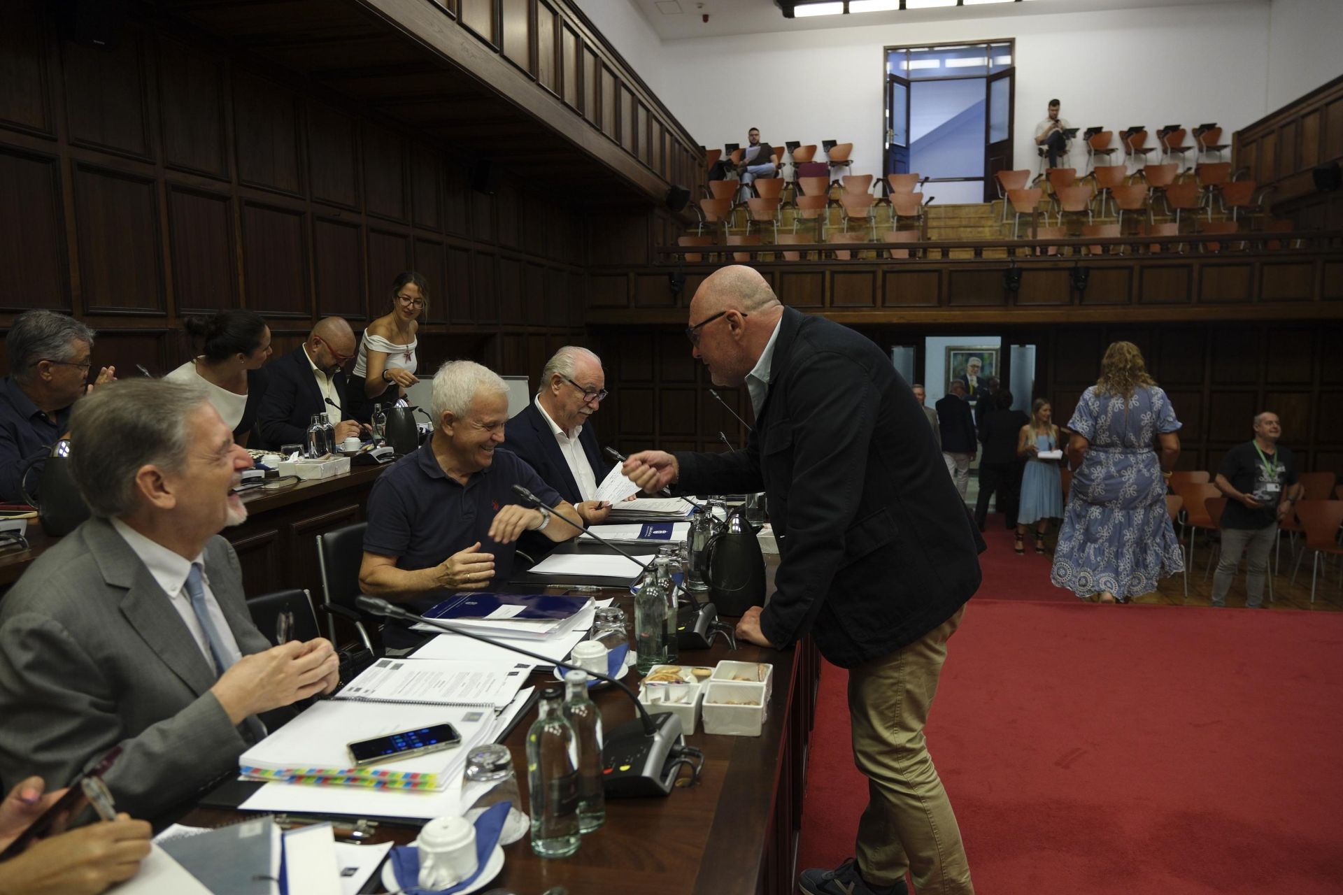 Así fue el pleno del Cabildo de Gran Canaria