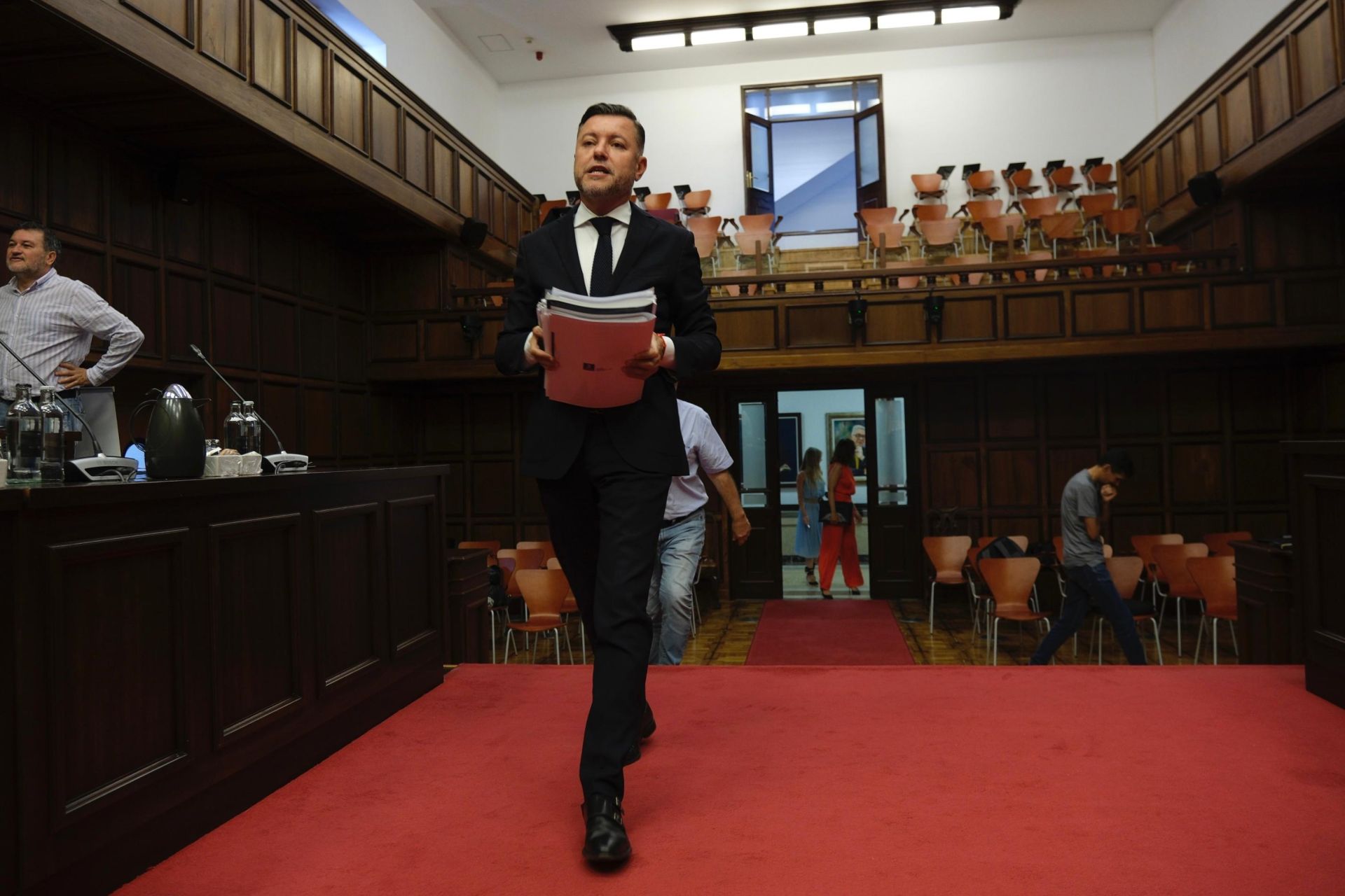 Así fue el pleno del Cabildo de Gran Canaria