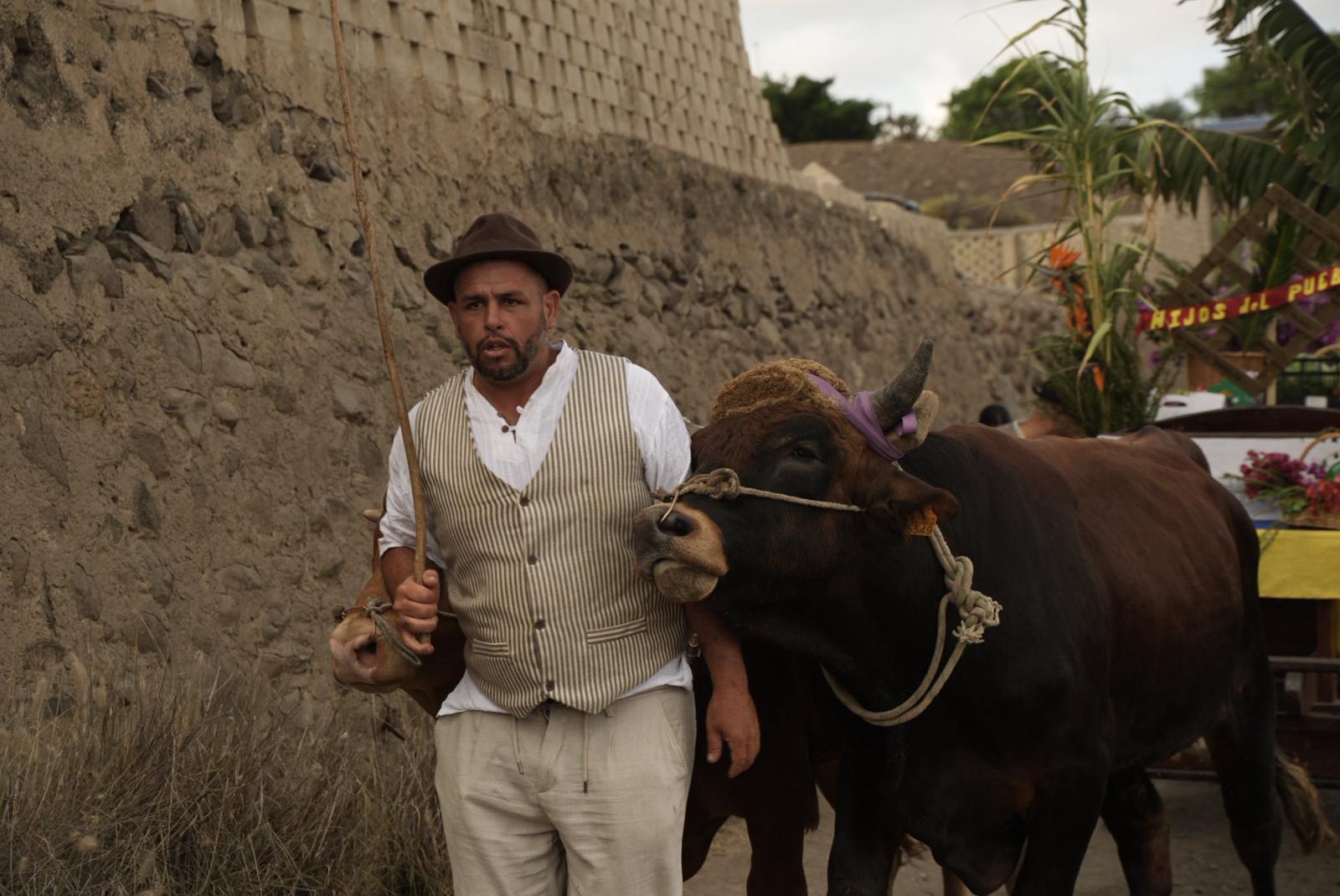 Carretes y romeros por el Camino Viejo de San Lorenzo
