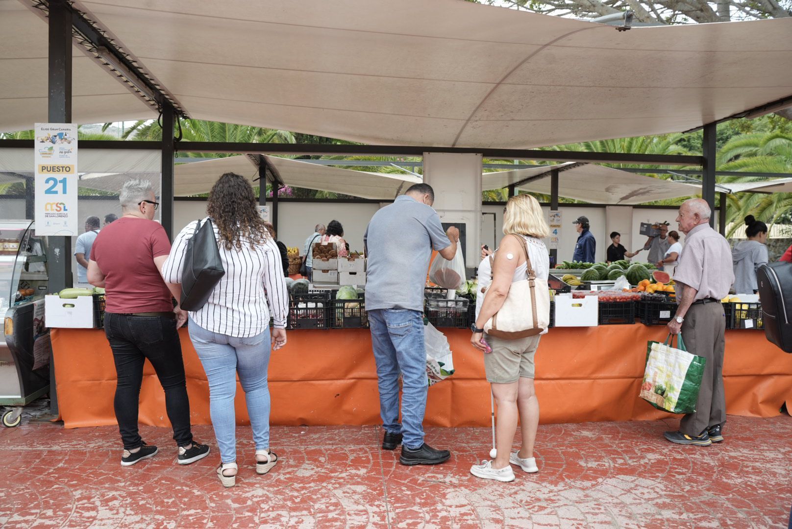 Mercado agrícola y muestra de artesanía Tasate con motivo de las fiestas de San Lorenzo