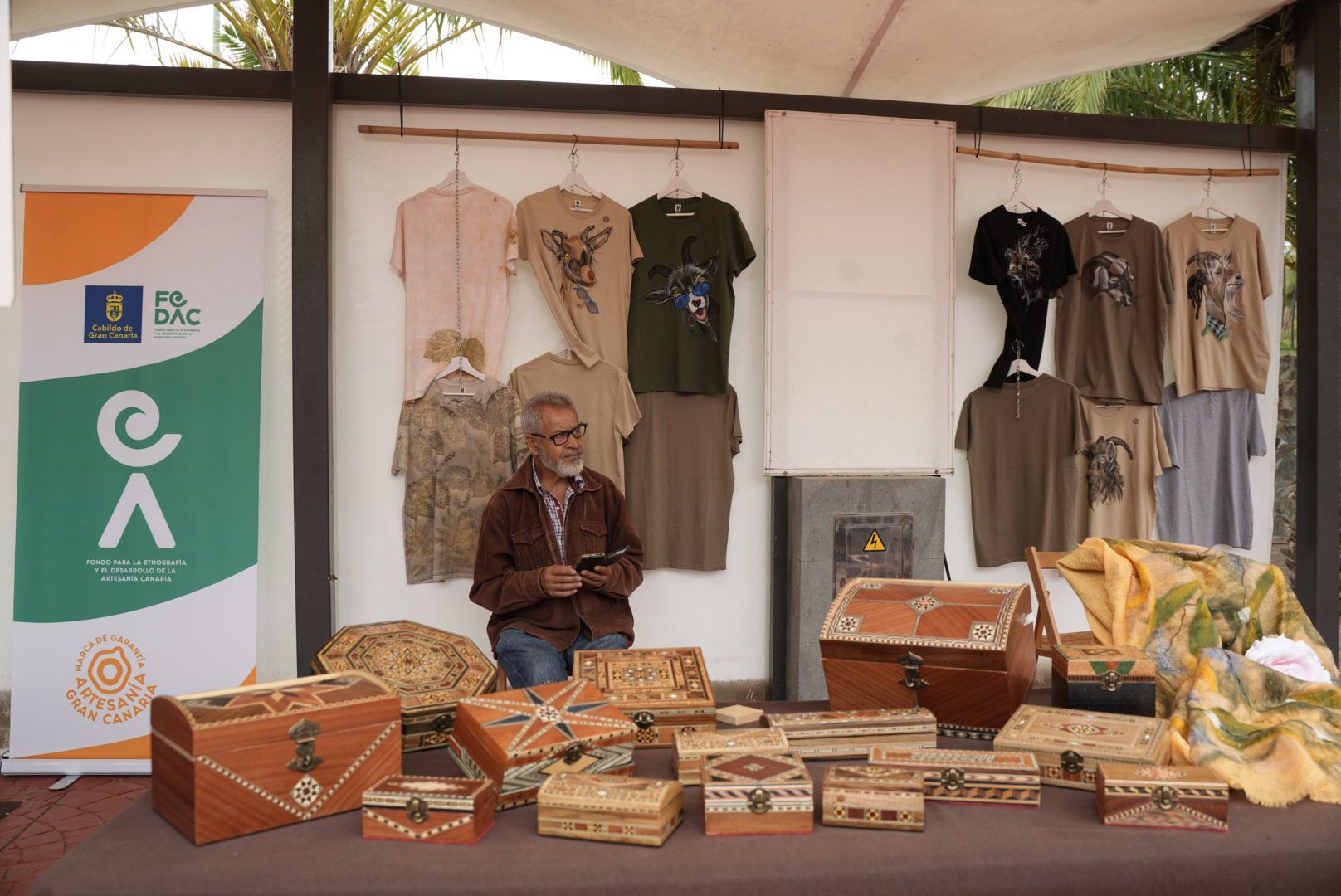 Mercado agrícola y muestra de artesanía Tasate con motivo de las fiestas de San Lorenzo