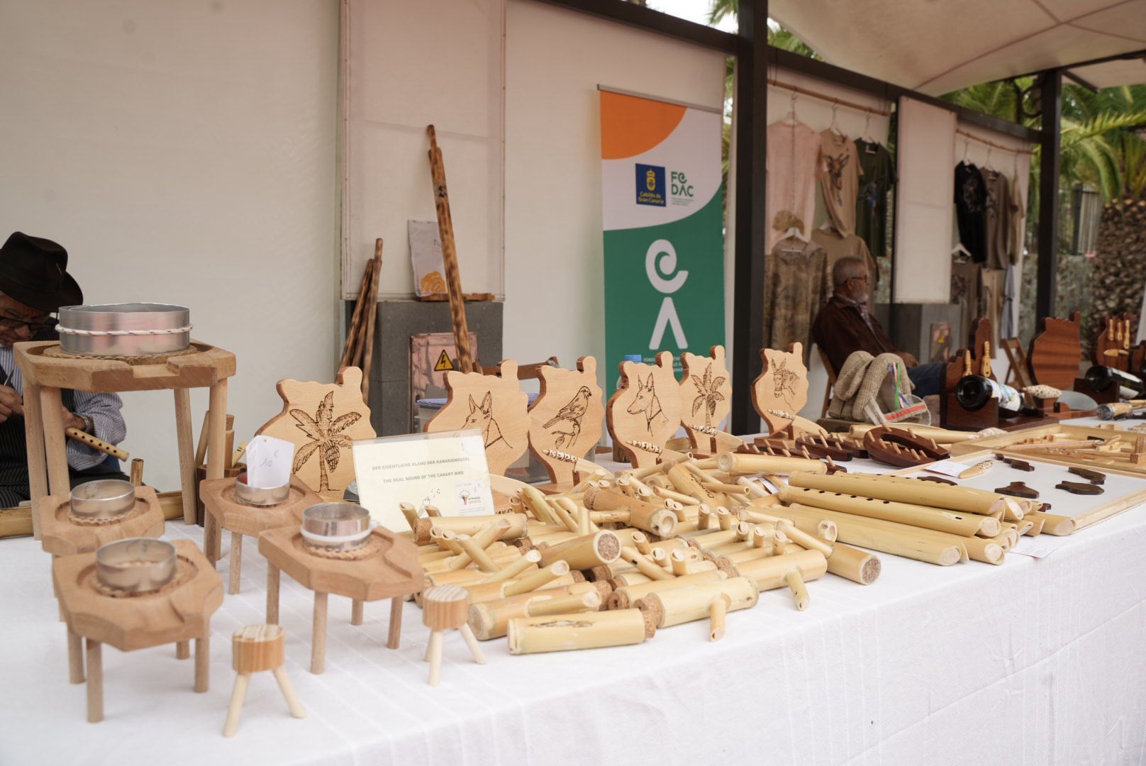 Mercado agrícola y muestra de artesanía Tasate con motivo de las fiestas de San Lorenzo