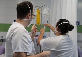 Profesionales en un hospital del Servicio Canario de la Salud.