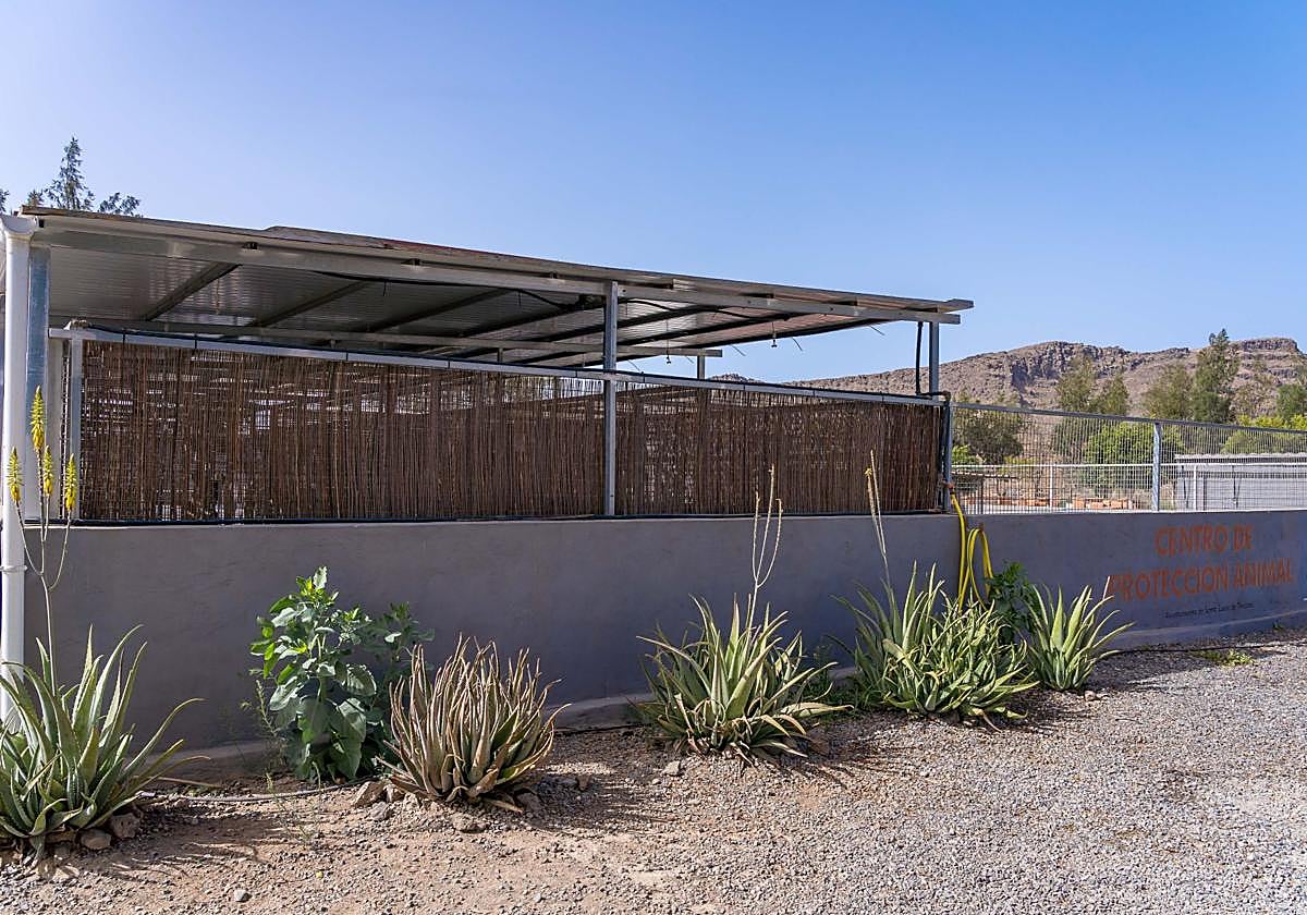 Sistema de nebulización instalado en el centro de protección animal.