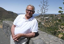 Francisco Campos, vecino y memoria viva del barrio.