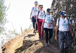 Senderistas en la primera edición de Vamos Pa'l Pino.