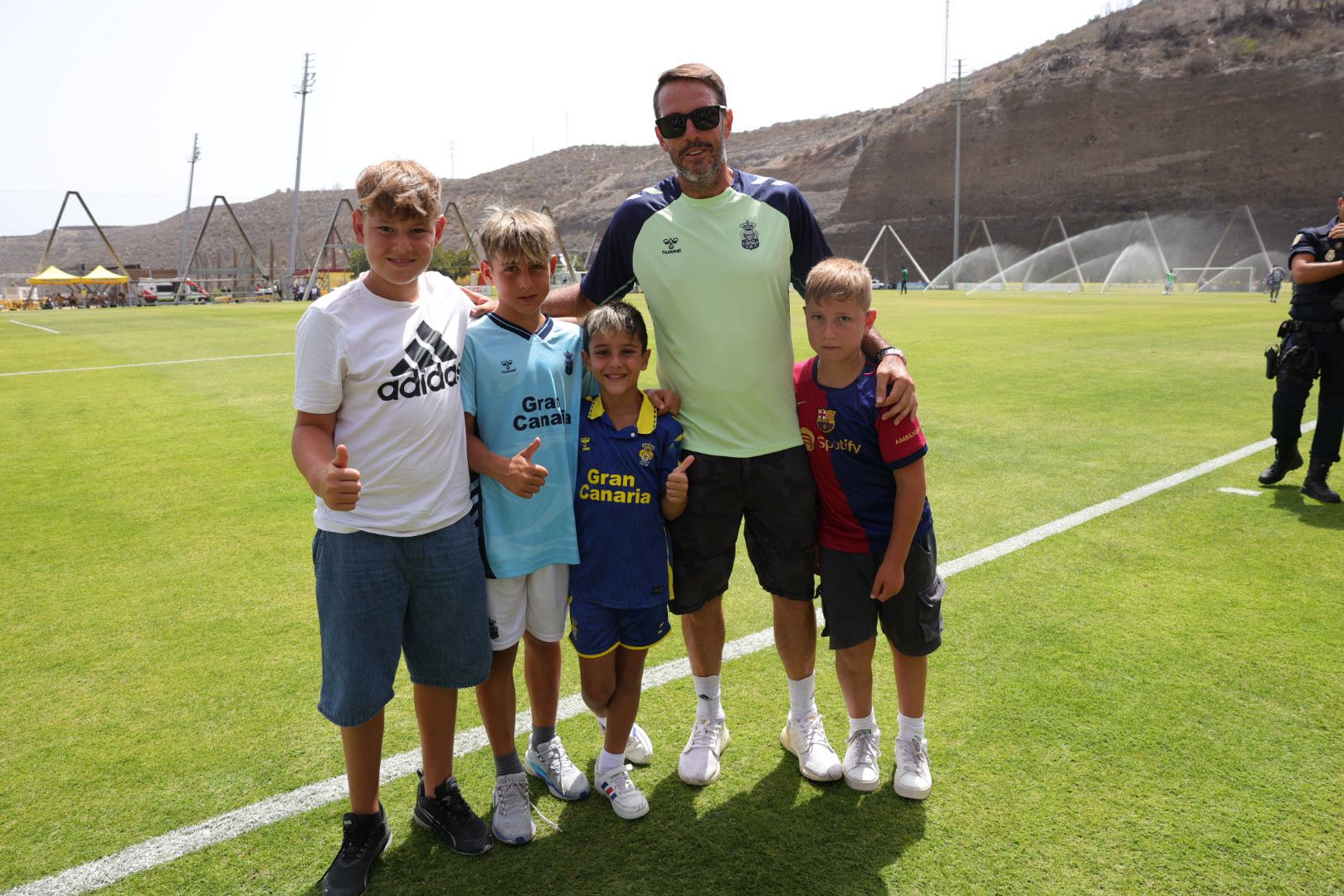 Pasión y rivalidad en el derbi canario: UD Las Palmas - CD Tenerife