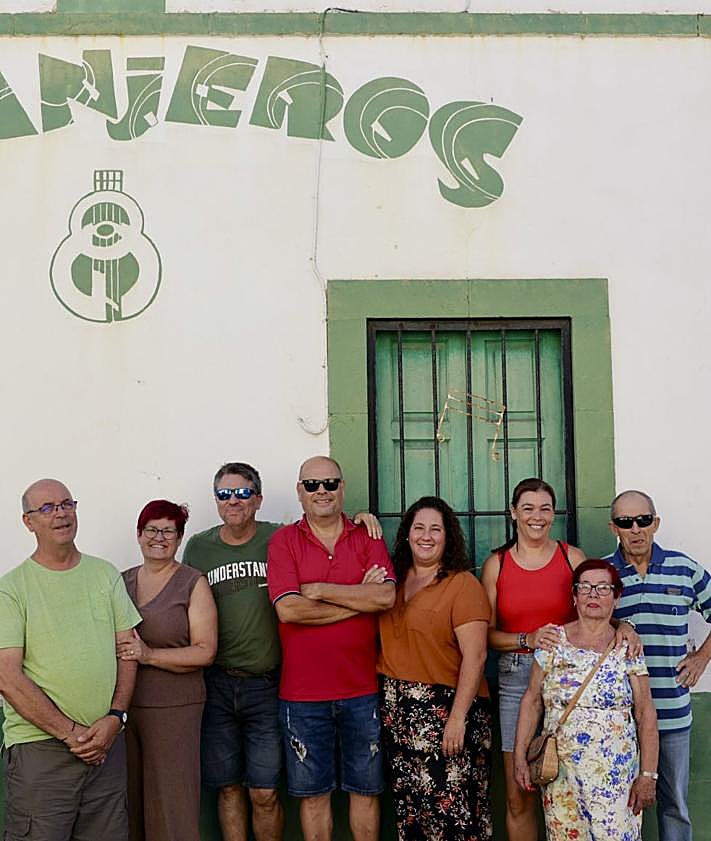 Imagen secundaria 2 - Montaña Cardones: caretas, disfraces y mucha fiesta