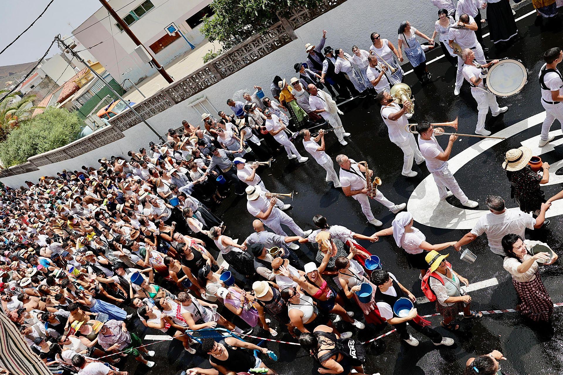 La Traída del Agua refresca Lomo Magullo